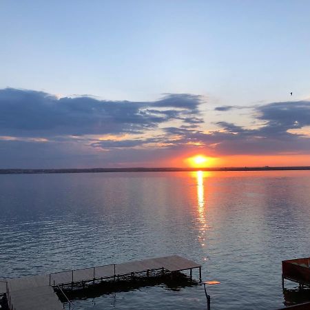 Mamaia Lake View Leilighet Eksteriør bilde